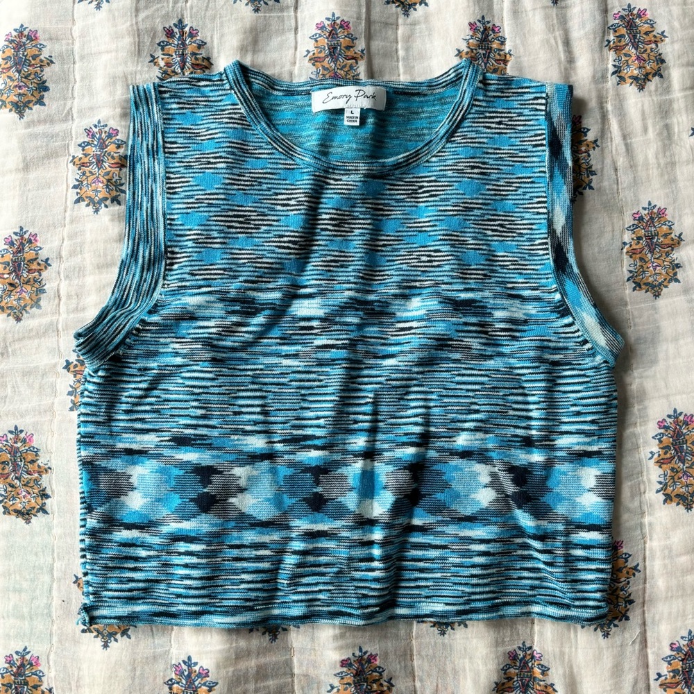 knit top 🔹